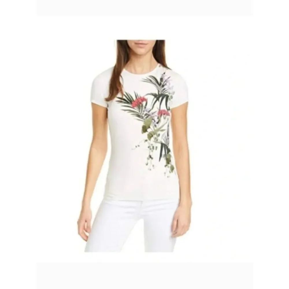 Like New! TED BAKER White Syrenti Highland Fitted Tee Top Size 6